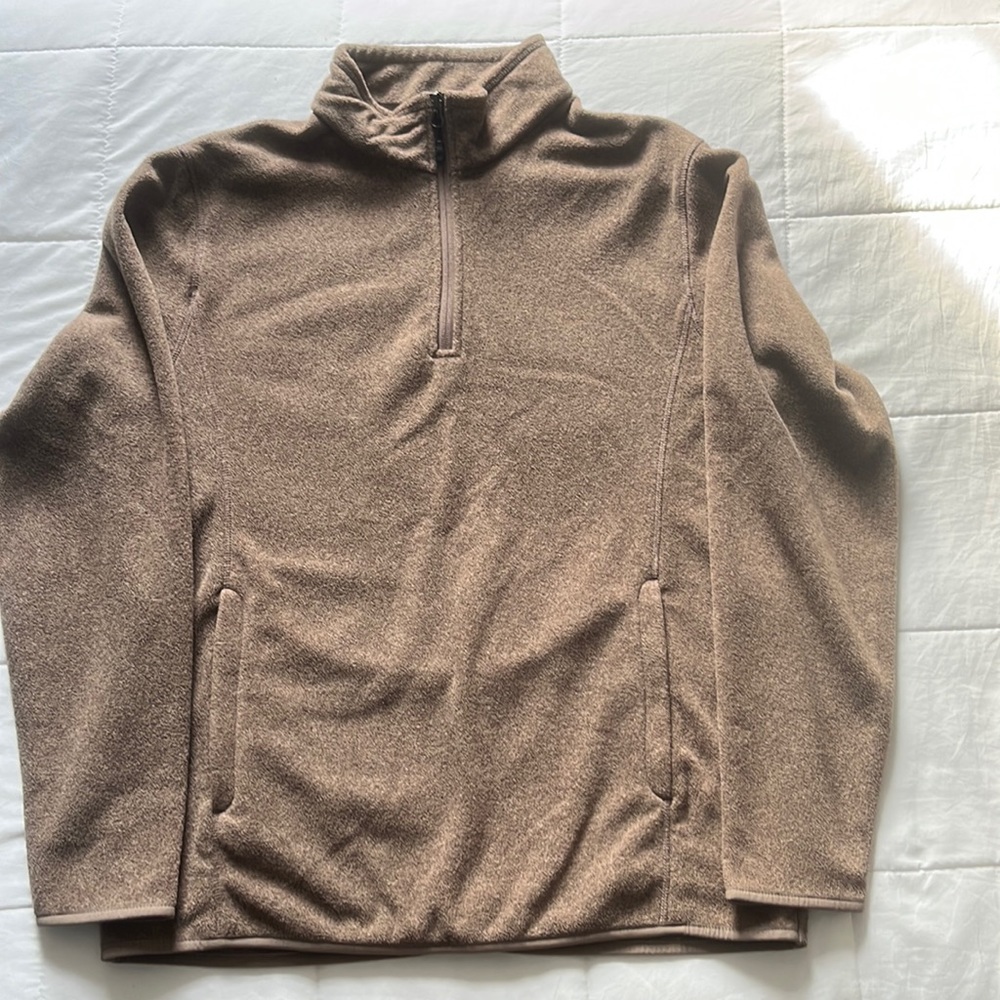 Size medium, brown quarter zip